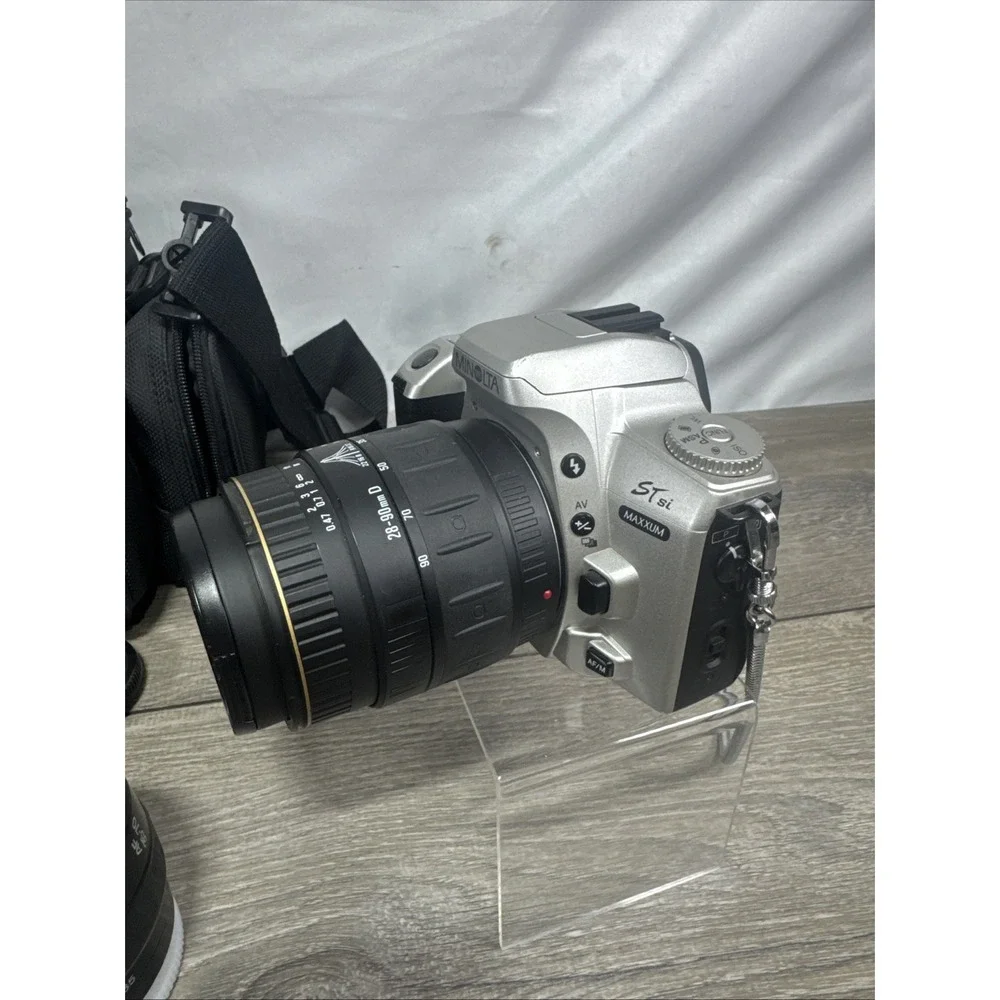 Minolta Maxxum STsi 35mm Film CameraAF 4 Lens, Accessories, New Batteries,Tested